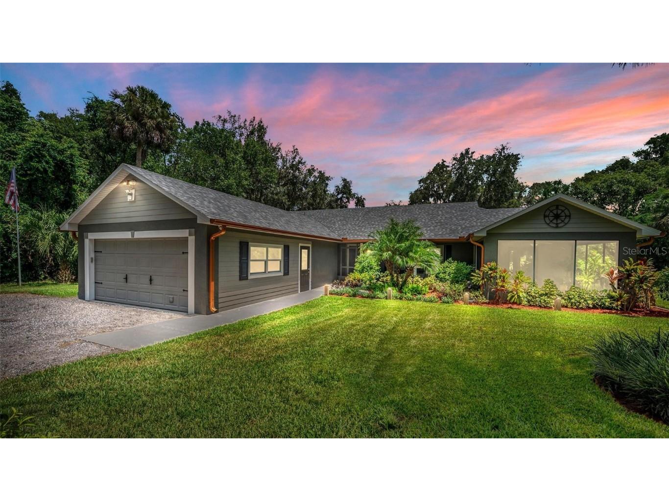 402 Lake Street Umatilla FL 32784 G5099652 image1