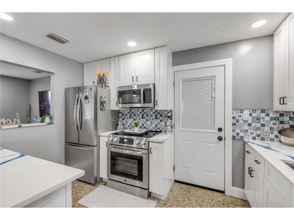 402 Lincoln Avenue New Smyrna Beach FL 32169 NS1086699 image34