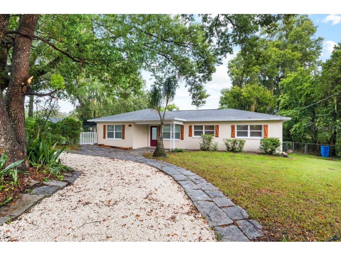 402 N Oakwood Avenue Brandon FL 33510 T3395232 image1