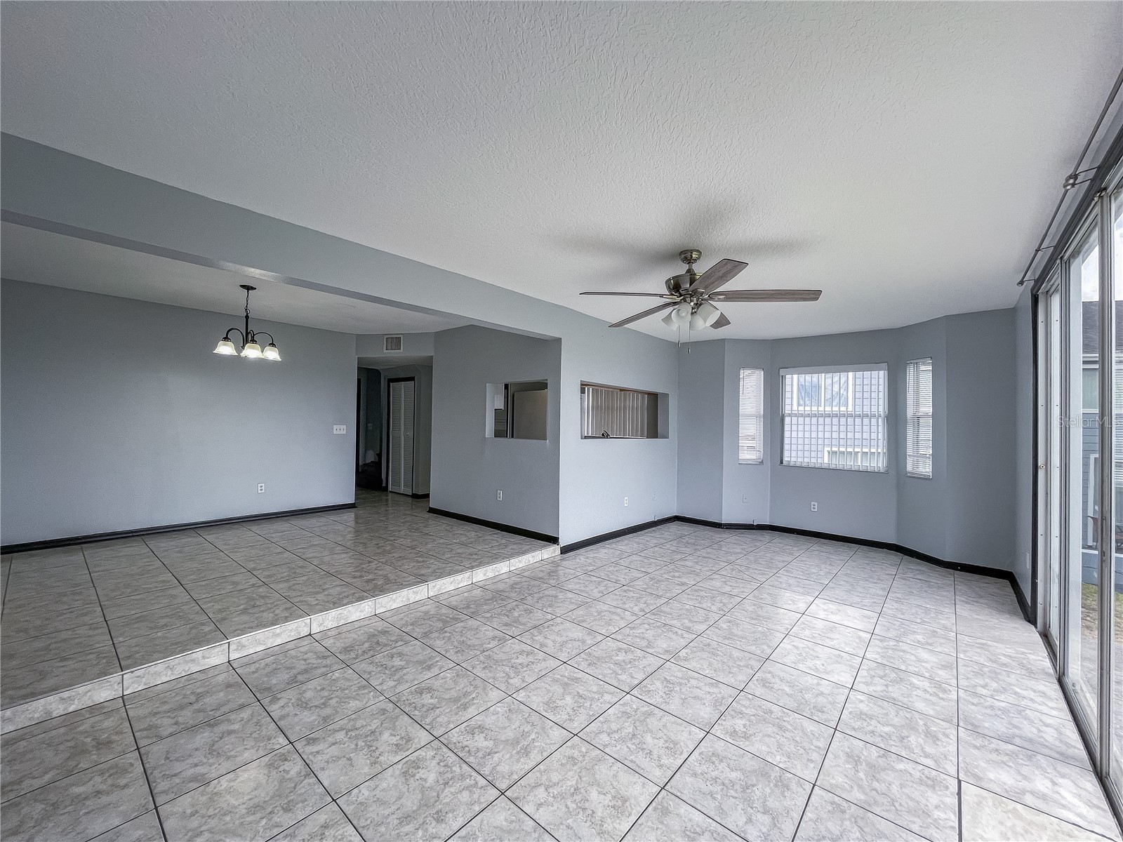 402 Orchid Drive #MAIN UNIT Davenport FL 33897 O6381369 image3