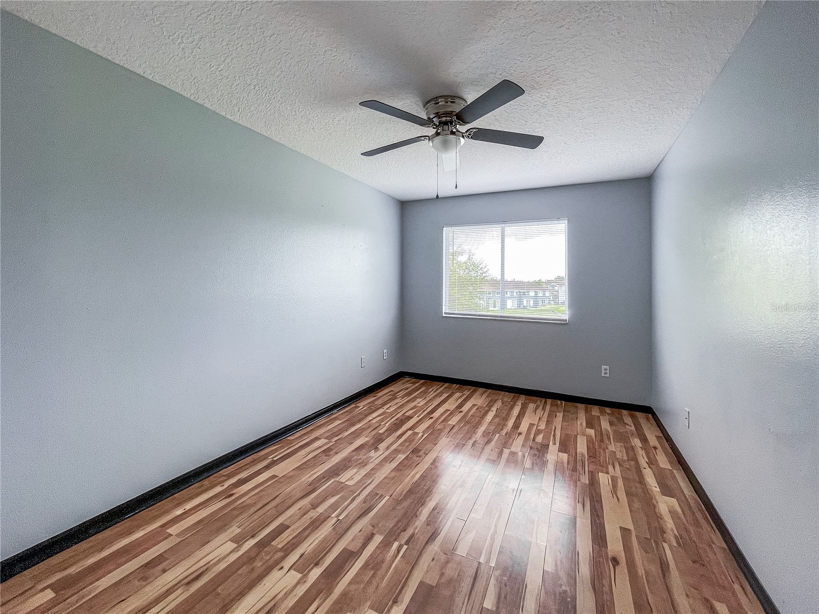 402 Orchid Drive #MAIN UNIT Davenport FL 33897 O6381369 image8