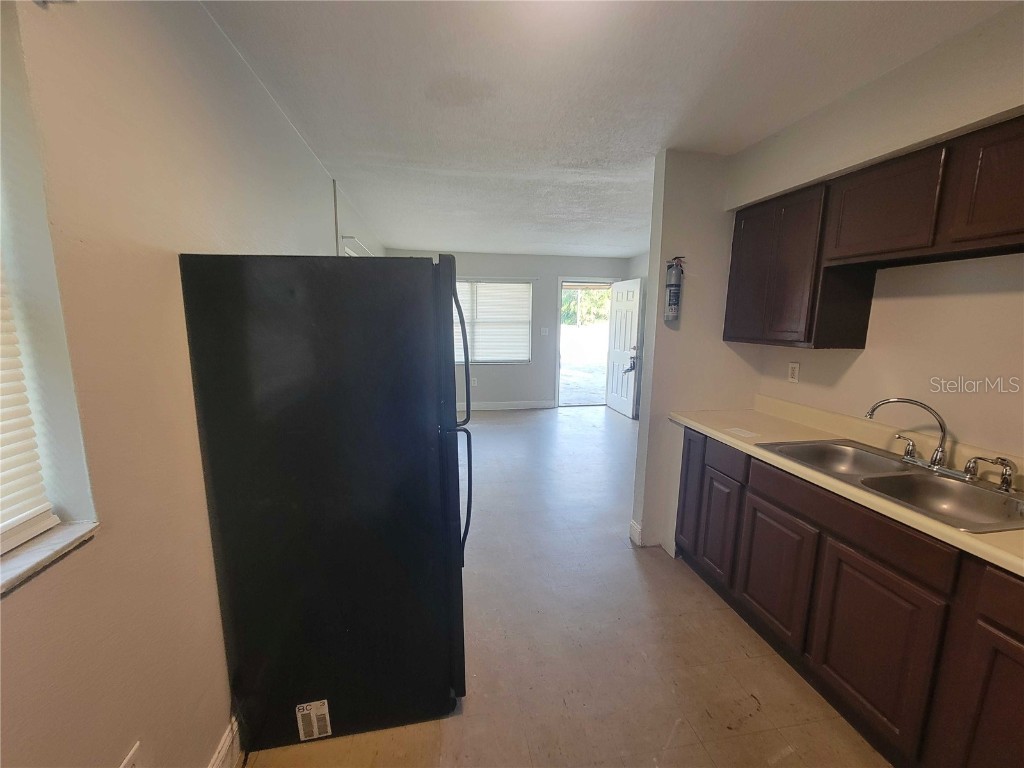 402 Peters St Wildwood FL 34785 S5139140 image5