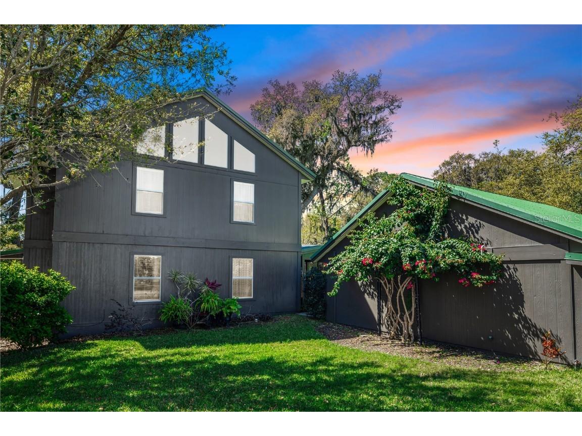 402 River Drive Debary FL 32713 - ST JOHN'S RIVER V4941465 image1