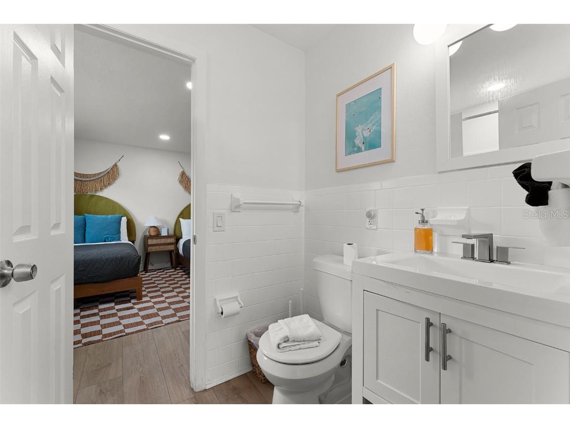 402 S Orlando Avenue Cocoa Beach FL 32931 - COCOA BEACH O6318947 image11