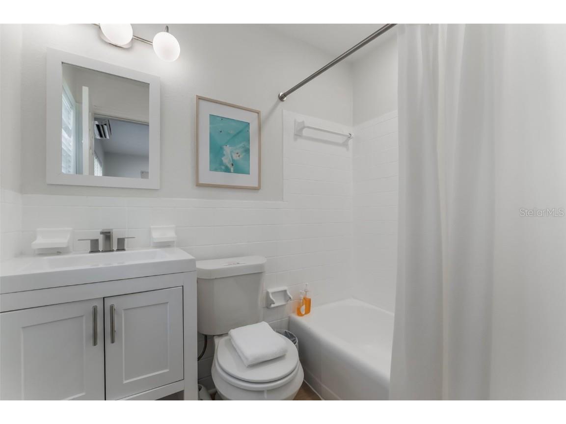 402 S Orlando Avenue Cocoa Beach FL 32931 - COCOA BEACH O6318947 image37