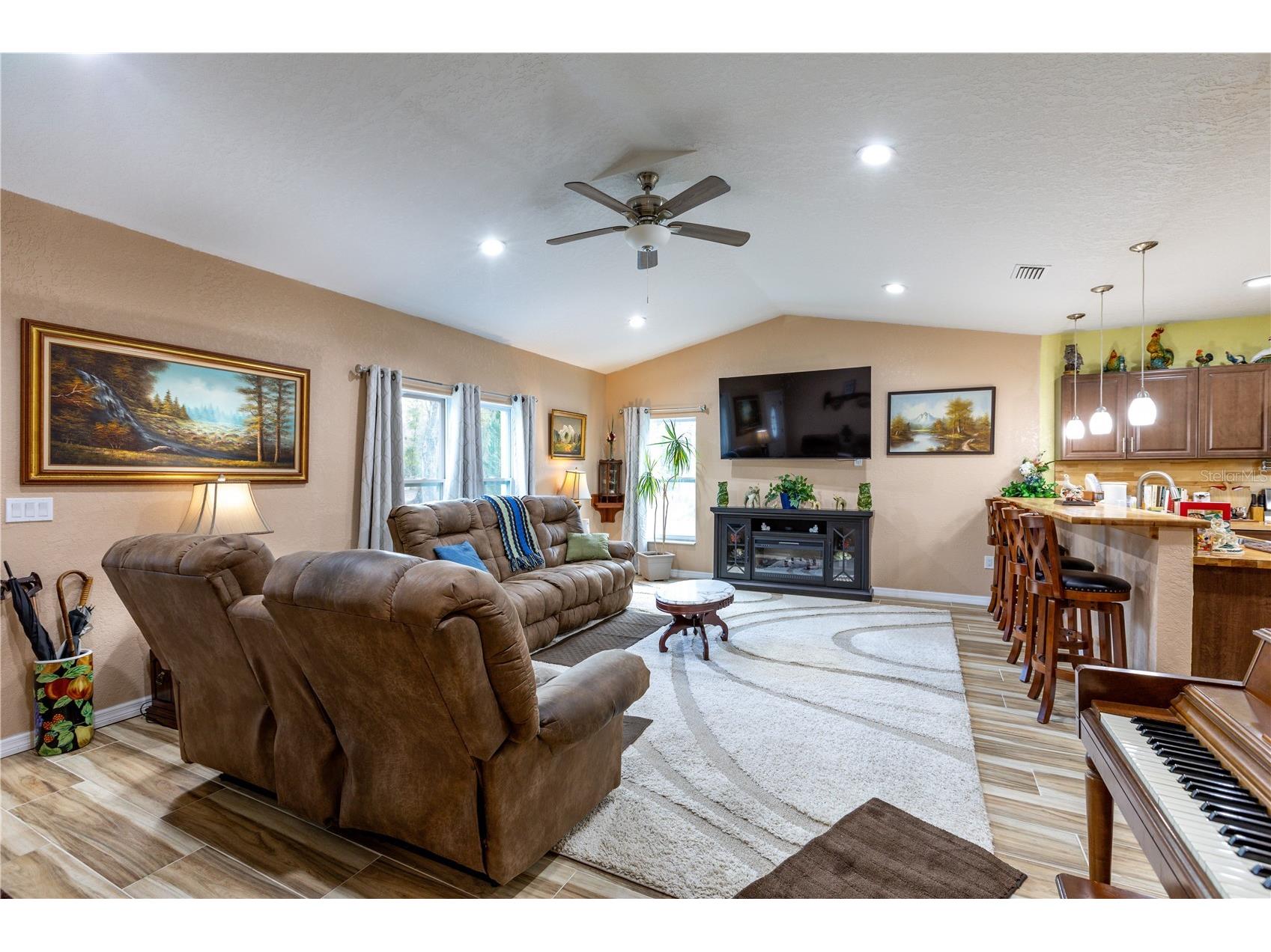 402 SE 709 Street Old Town FL 32680 GC536737 image5