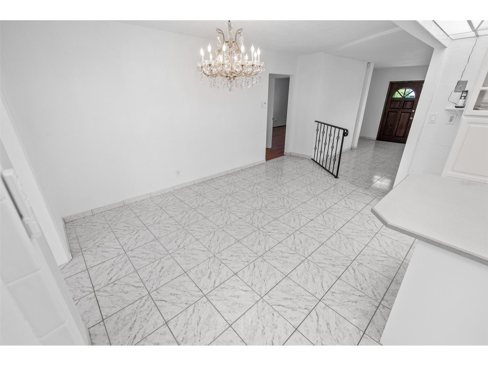 402 Seaview Avenue Daytona Beach FL 32118 NS1088477 image11
