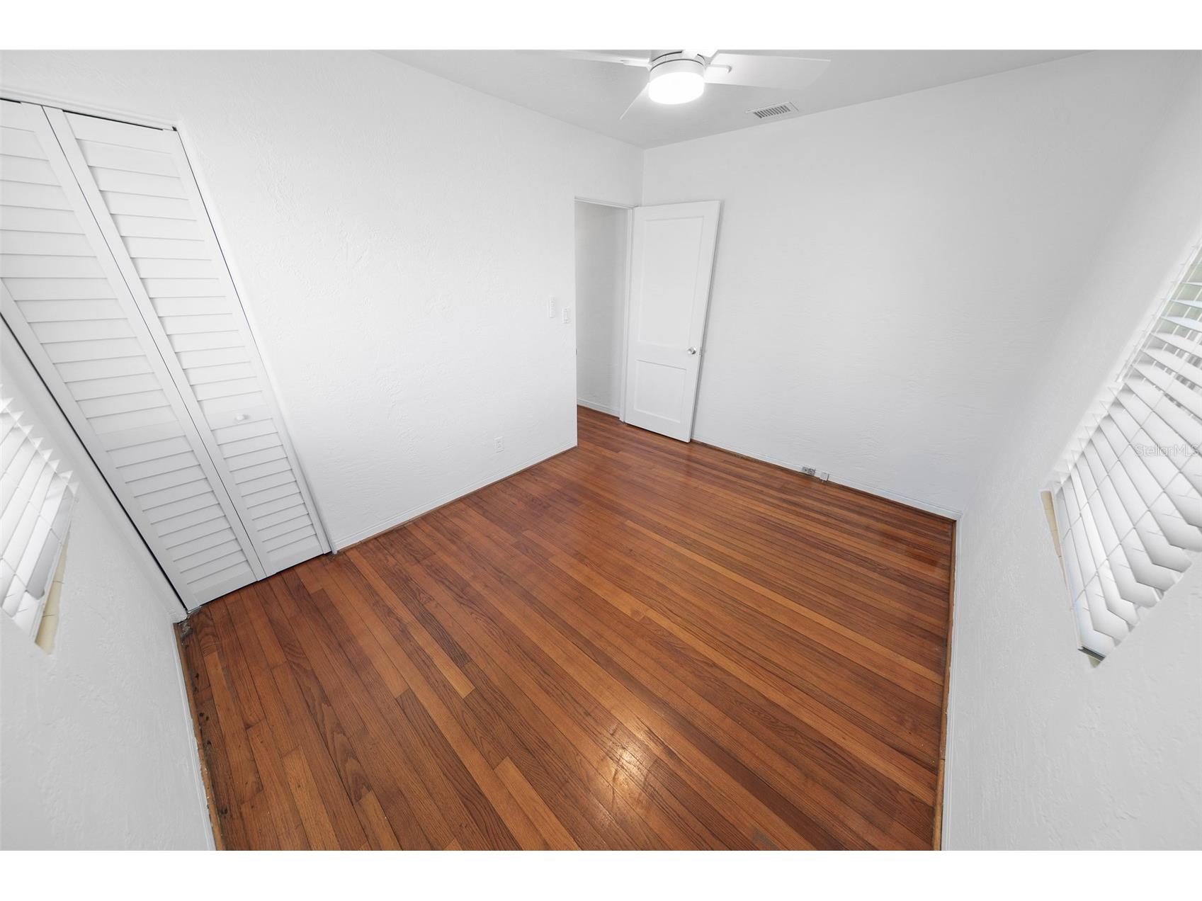 402 Seaview Avenue Daytona Beach FL 32118 NS1088477 image29
