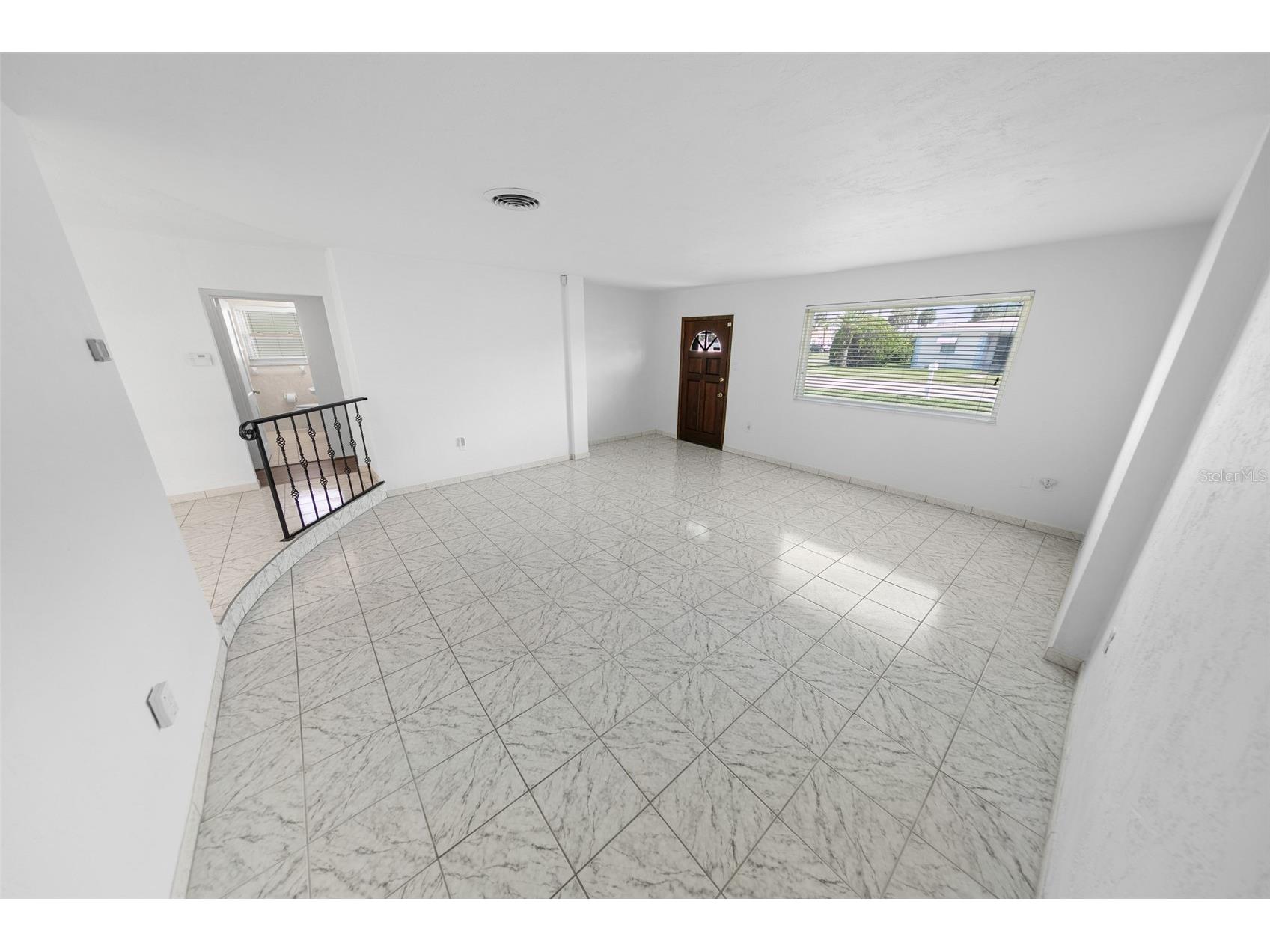 402 Seaview Avenue Daytona Beach FL 32118 NS1088477 image7