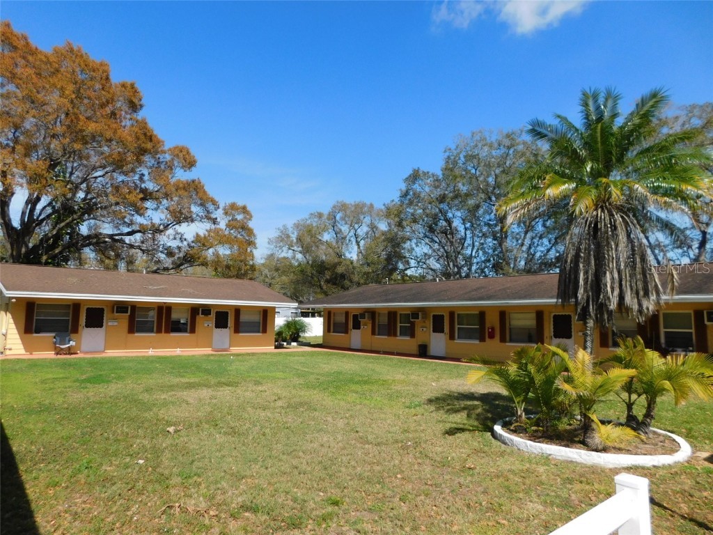 402 Stremma Road Largo FL 33770 U8229659 image1