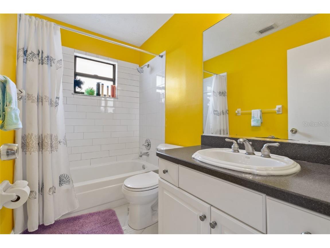 402 SW Seaflower Terrace Port Saint Lucie FL 34984 OK225391 image28