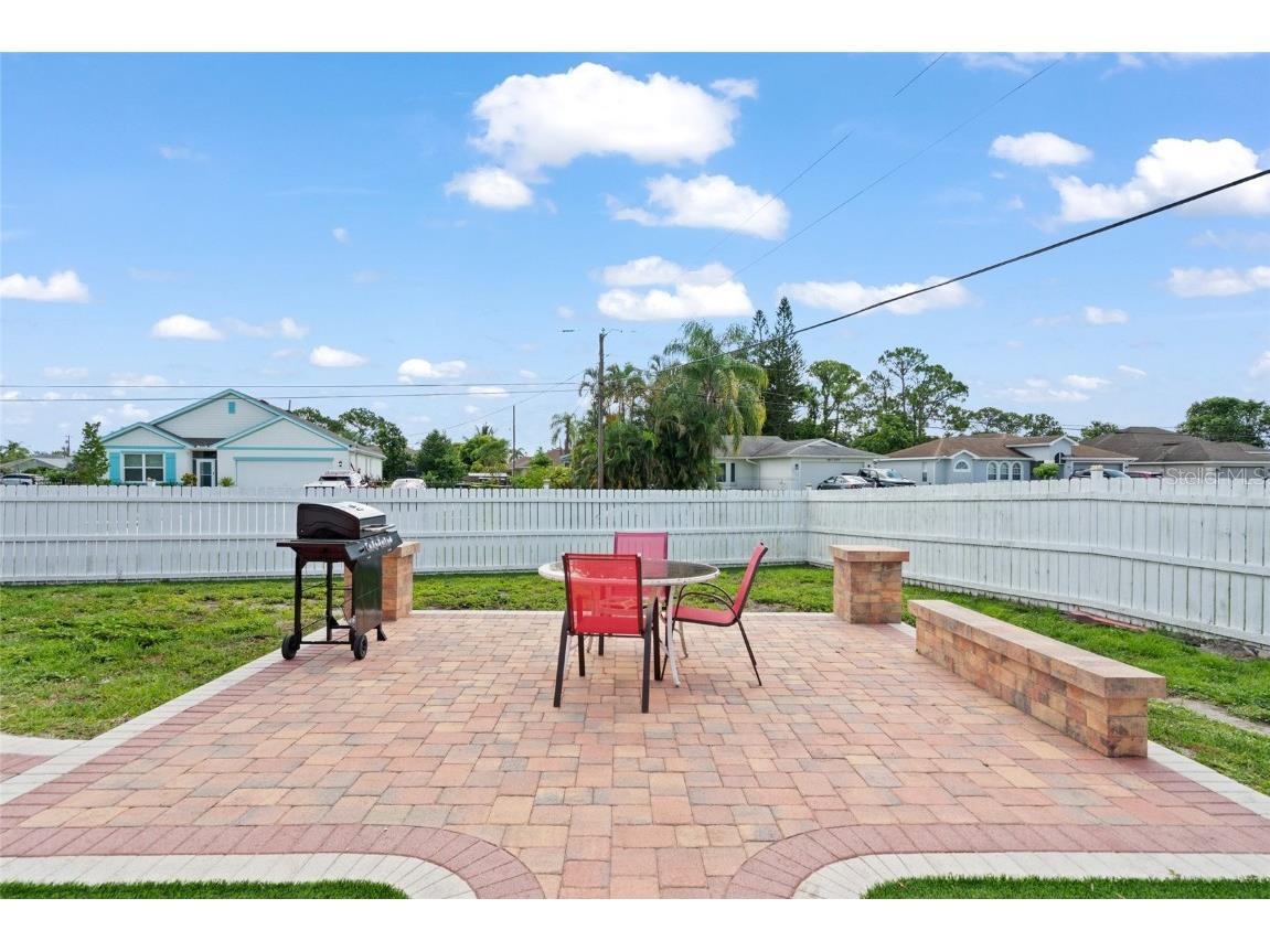 402 SW Seaflower Terrace Port Saint Lucie FL 34984 OK225391 image37