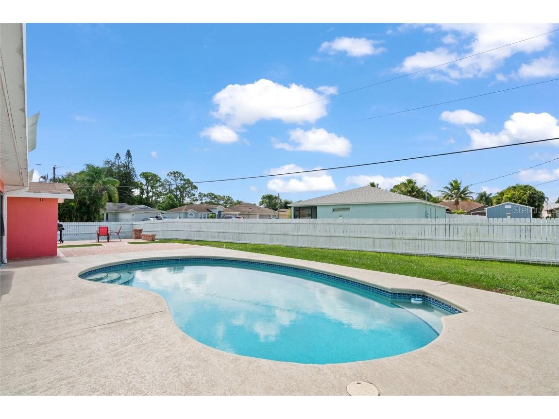 402 SW Seaflower Terrace Port Saint Lucie FL 34984 OK225391 image41