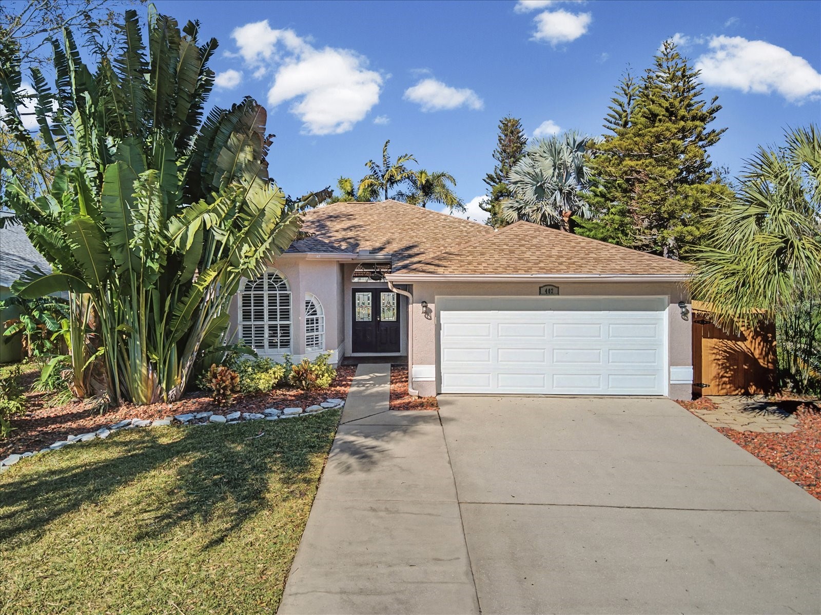 402 Village Drive Tarpon Springs FL 34689 TB8472348 image1