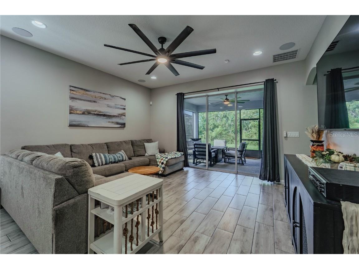 4020 Balsam Falls Road Deland FL 32724 V4945527 image13