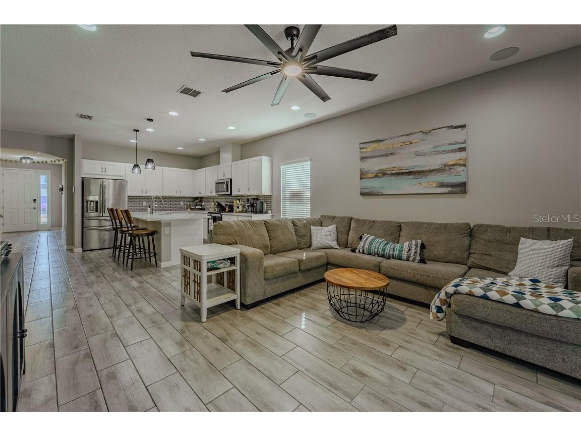 4020 Balsam Falls Road Deland FL 32724 V4945527 image14