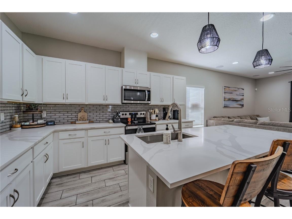 4020 Balsam Falls Road Deland FL 32724 V4945527 image6