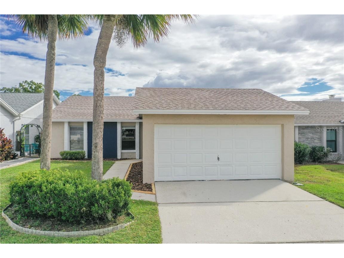 4020 Cypress Landing S Winter Haven FL 33884 - LAKE DEXTER P4936399 image1