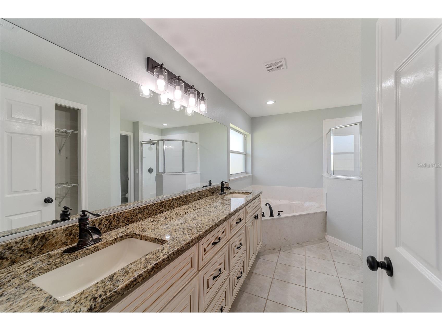 4020 NE 14th Court Ocala FL 34479 OM724991 image2