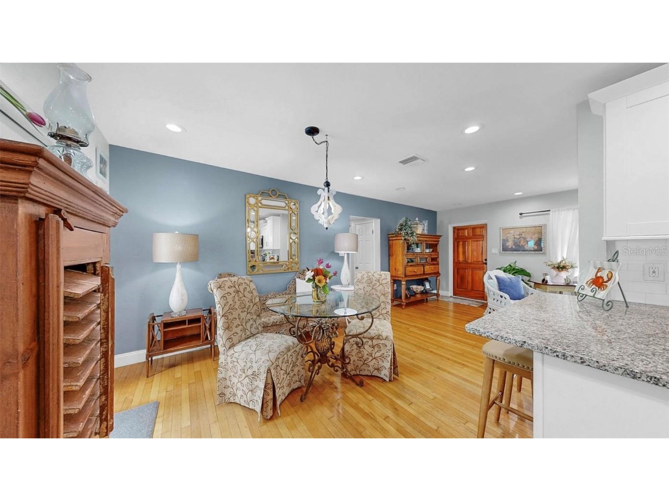 4020 Queen Street N Saint Petersburg FL 33714 TB8404537 image10