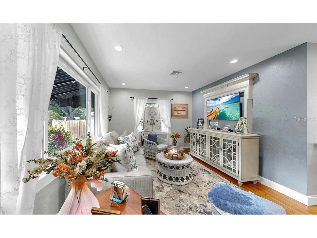 4020 Queen Street N Saint Petersburg FL 33714 TB8404537 image14