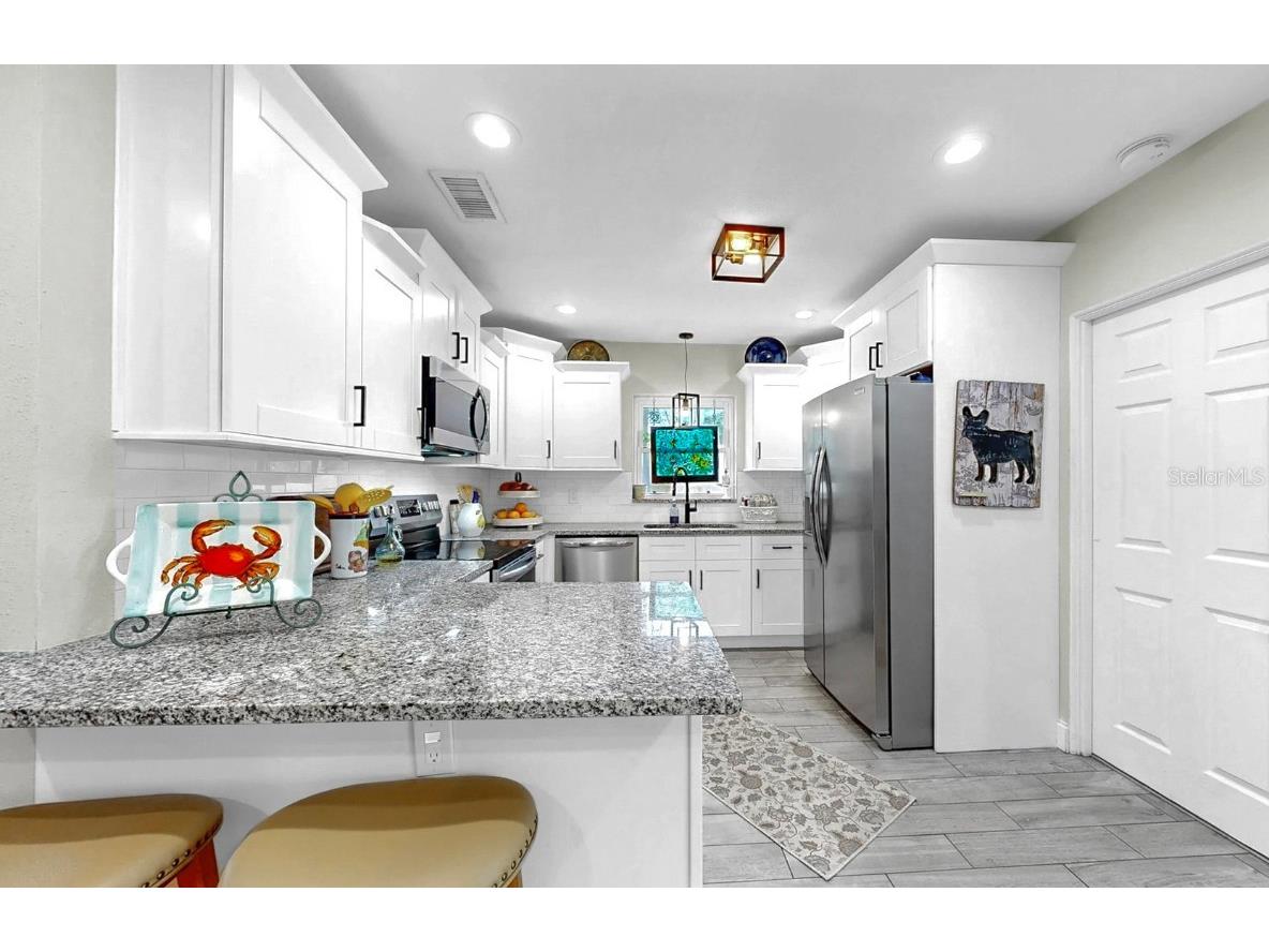 4020 Queen Street N Saint Petersburg FL 33714 TB8404537 image17