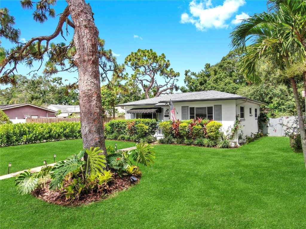 4020 Queen Street N Saint Petersburg FL 33714 TB8404537 image2