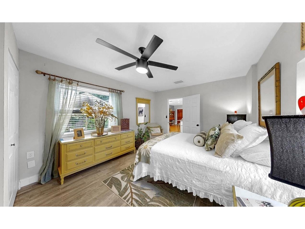 4020 Queen Street N Saint Petersburg FL 33714 TB8404537 image22