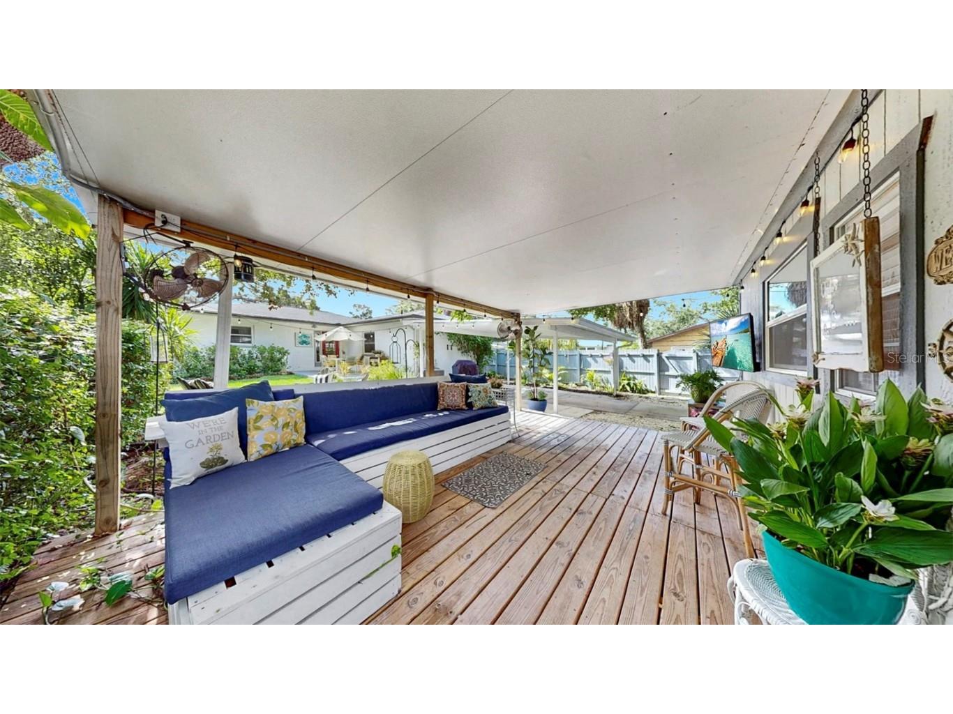 4020 Queen Street N Saint Petersburg FL 33714 TB8404537 image33