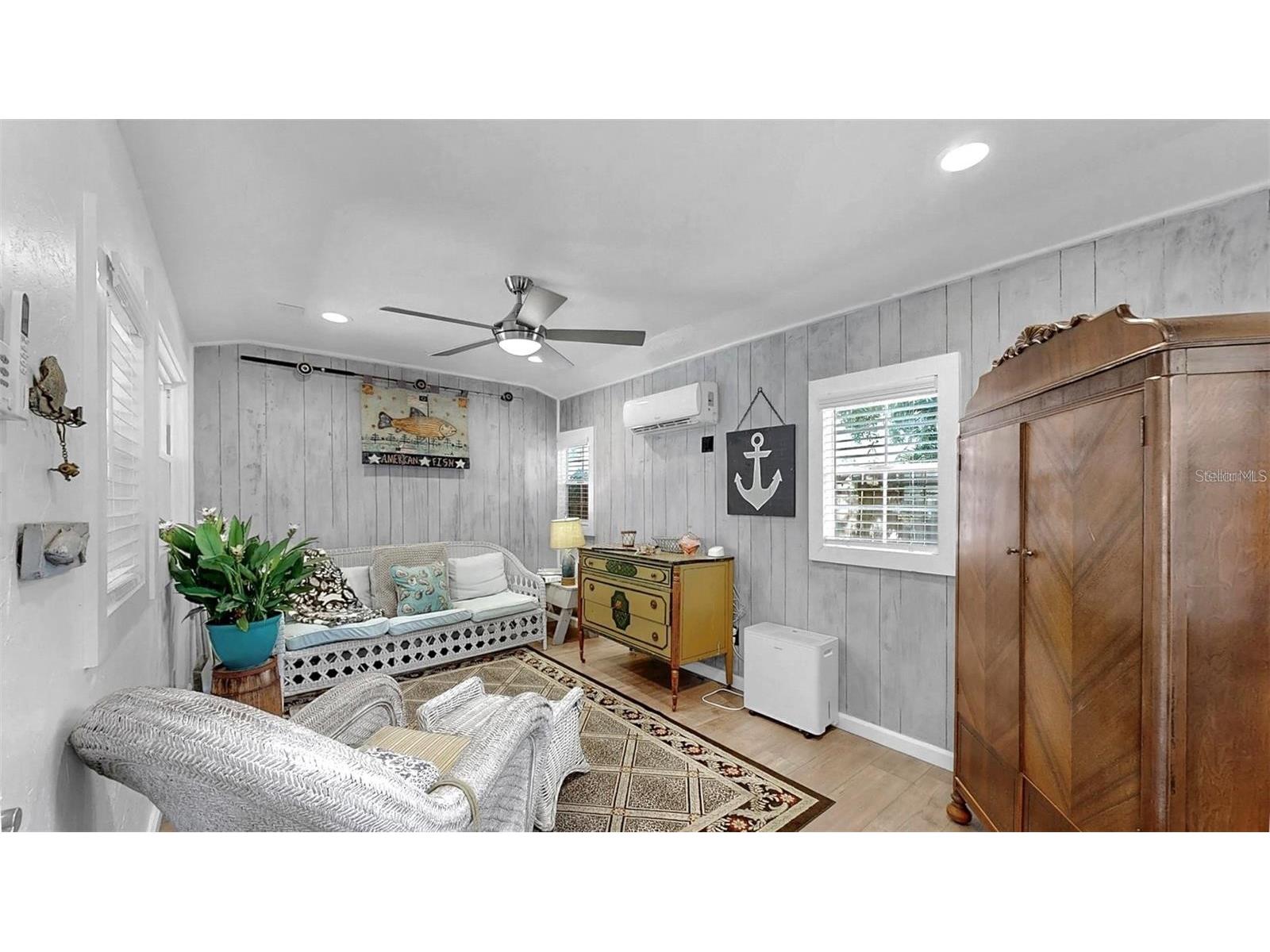 4020 Queen Street N Saint Petersburg FL 33714 TB8499325 image37