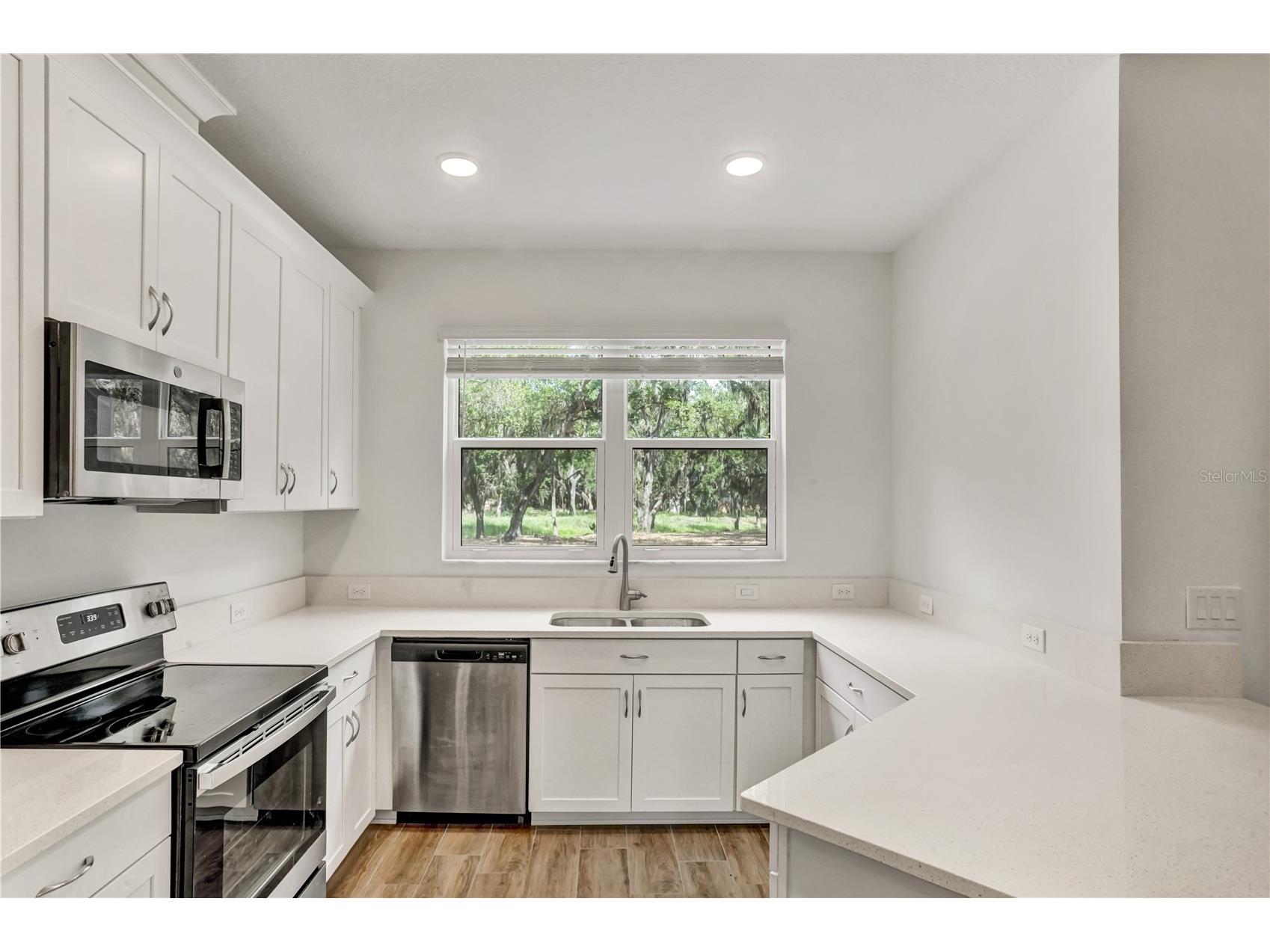 4020 Via Sienna Circle Sarasota FL 34243 A4698258 image16