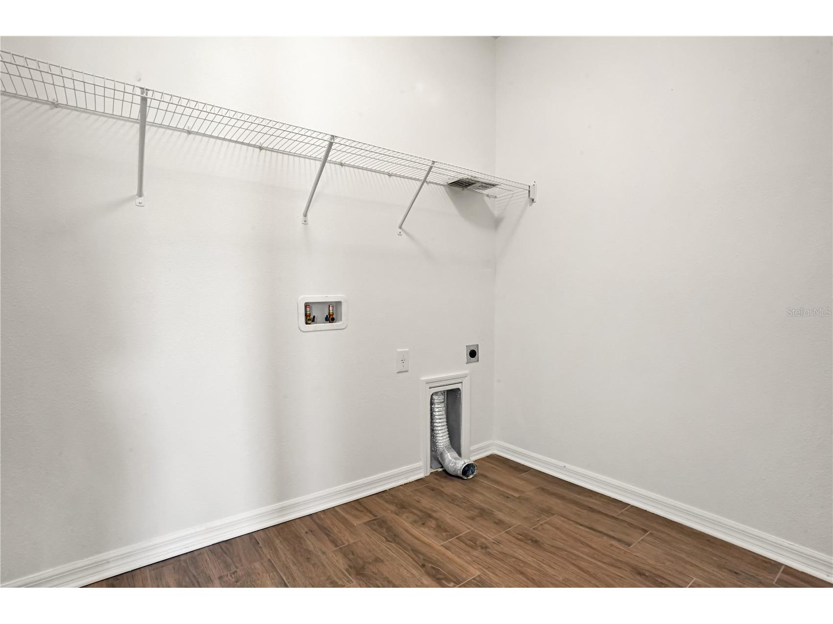 4020 Via Sienna Circle Sarasota FL 34243 A4698258 image31