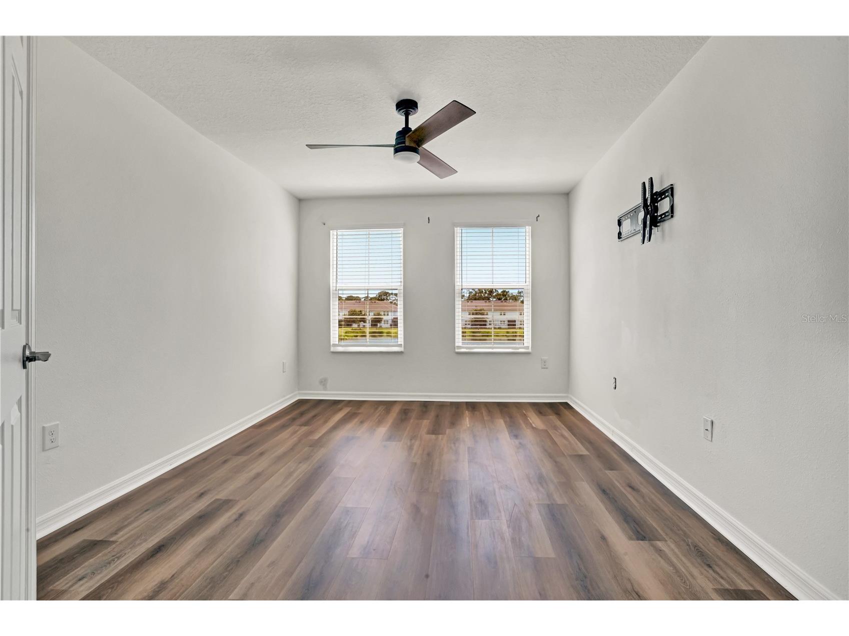 4020 Via Sienna Circle Sarasota FL 34243 A4698258 image33