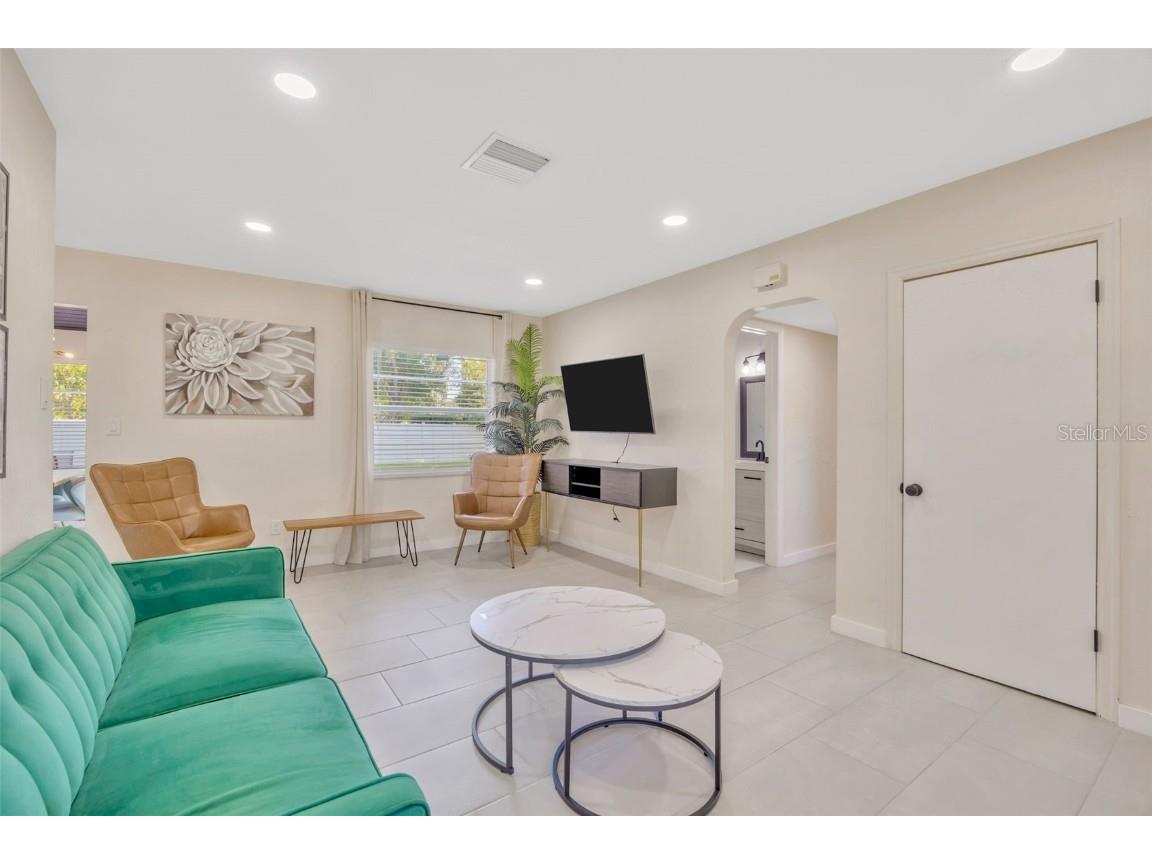 4020 W Euclid Avenue Tampa FL 33629 TB8413263 image3