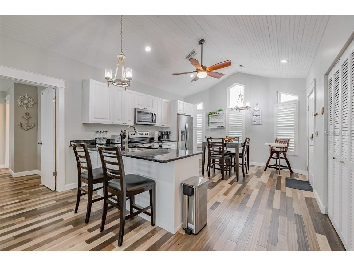 4021 Casa Court Hernando Beach FL 34607 - GOMEZ CANAL - GULF TB8371974 image14