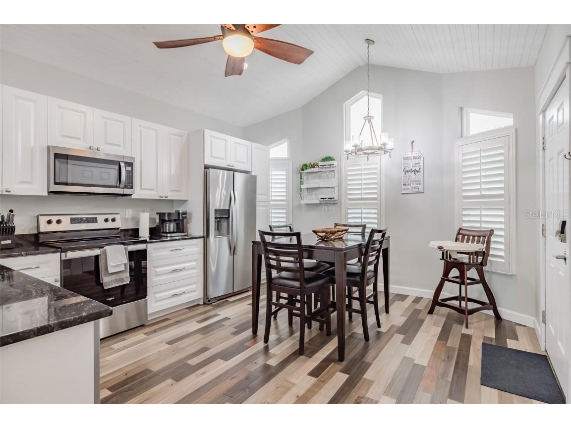 4021 Casa Court Hernando Beach FL 34607 - GOMEZ CANAL - GULF TB8371974 image15