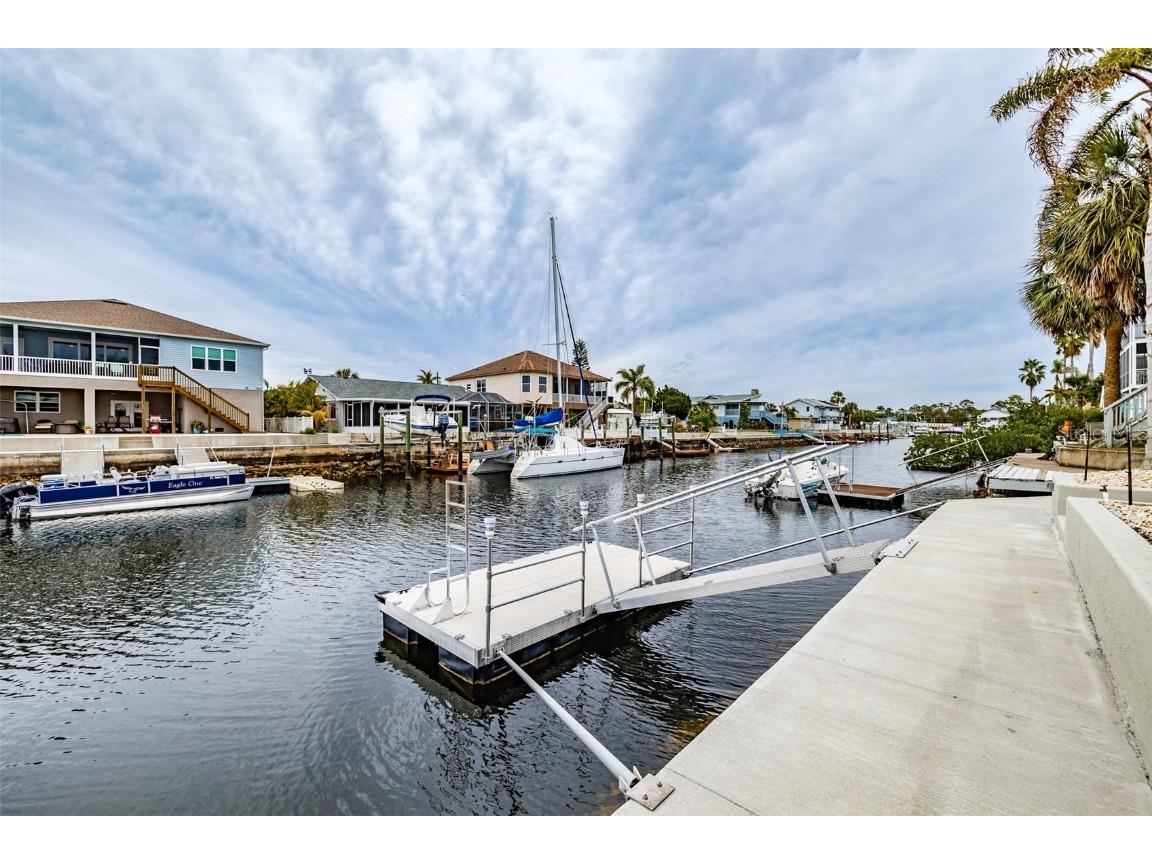 4021 Casa Court Hernando Beach FL 34607 - GOMEZ CANAL - GULF TB8371974 image7