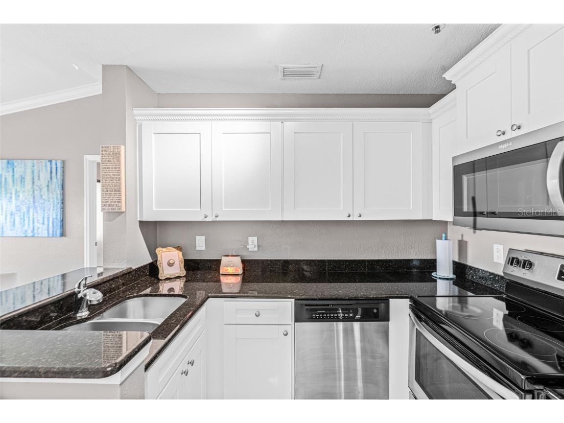 4021 Crockers Lake Boulevard #24 Sarasota FL 34238 A4676414 image15