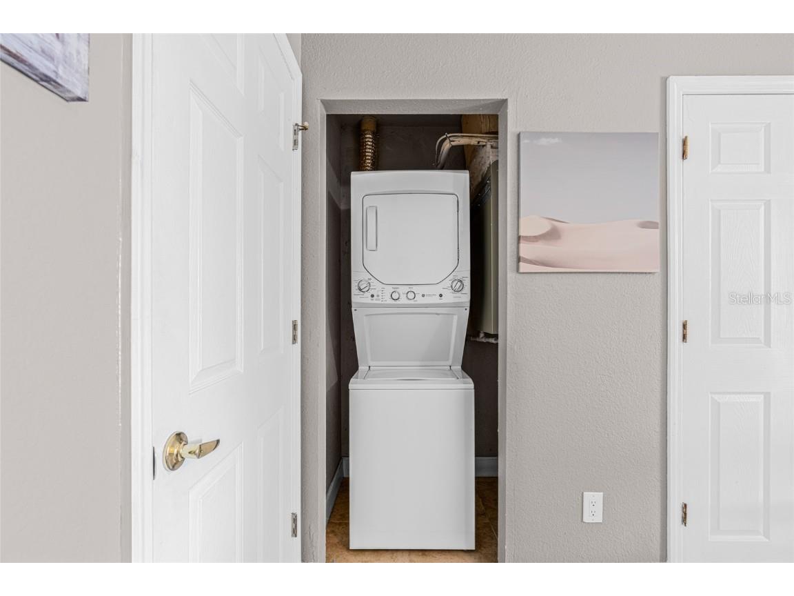 4021 Crockers Lake Boulevard #24 Sarasota FL 34238 A4676414 image20