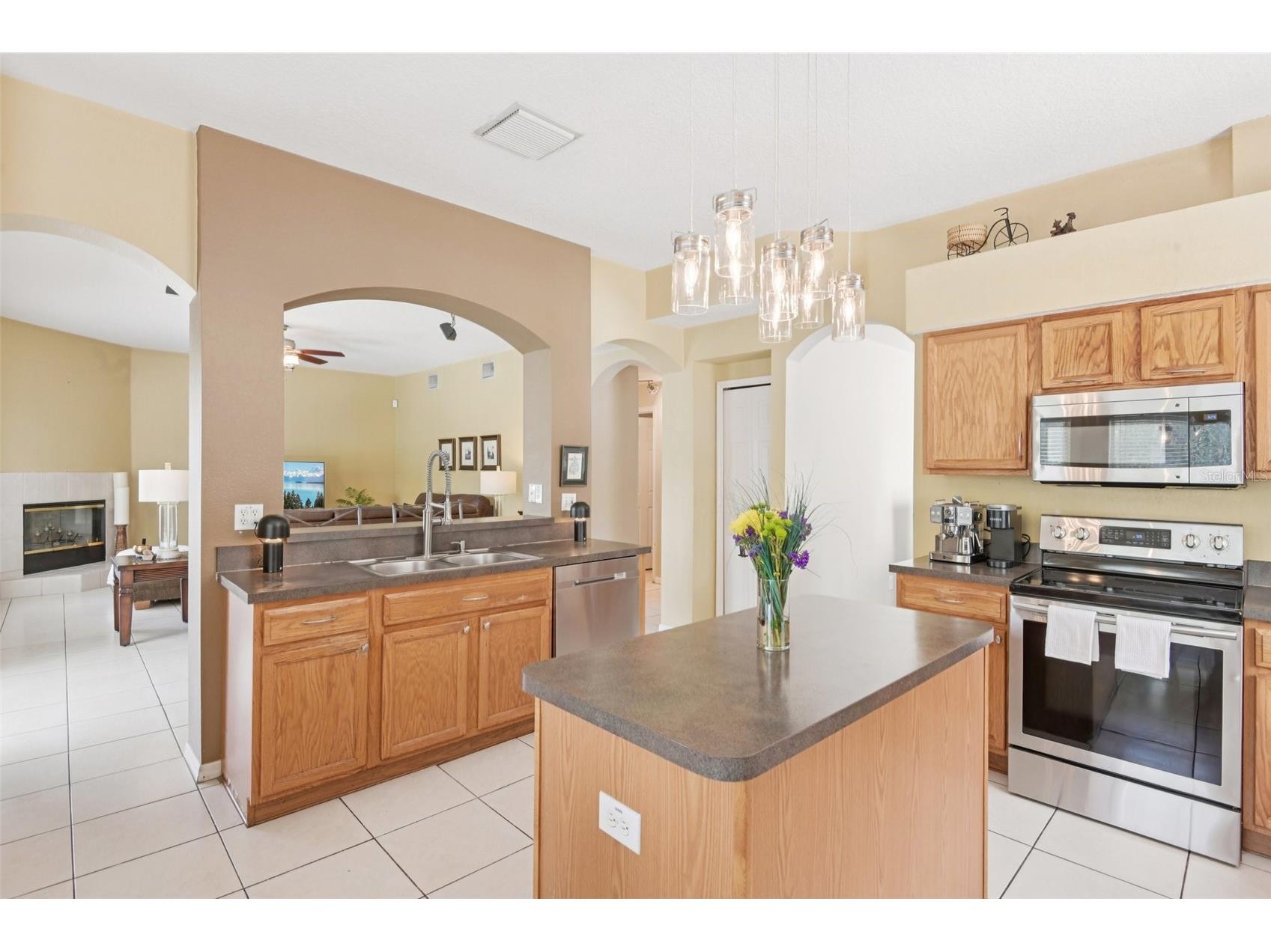 4021 Fishermans Cove Court Lutz FL 33558 TB8485990 image17