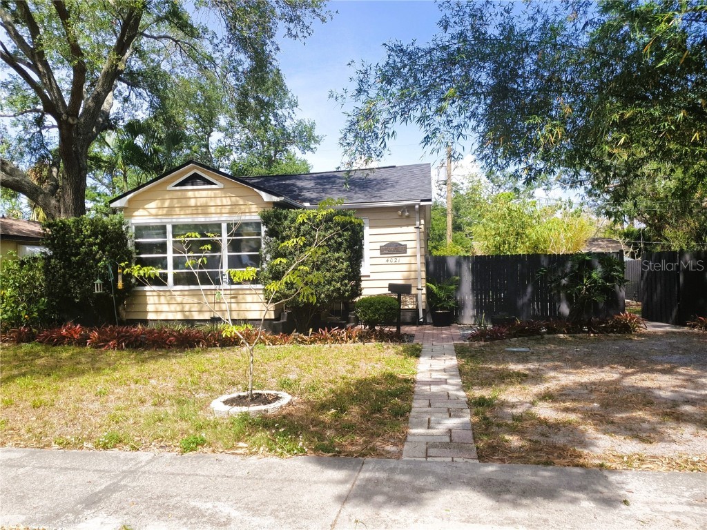 4021 Iris Street N Saint Petersburg FL 33703 TB8370277 image1