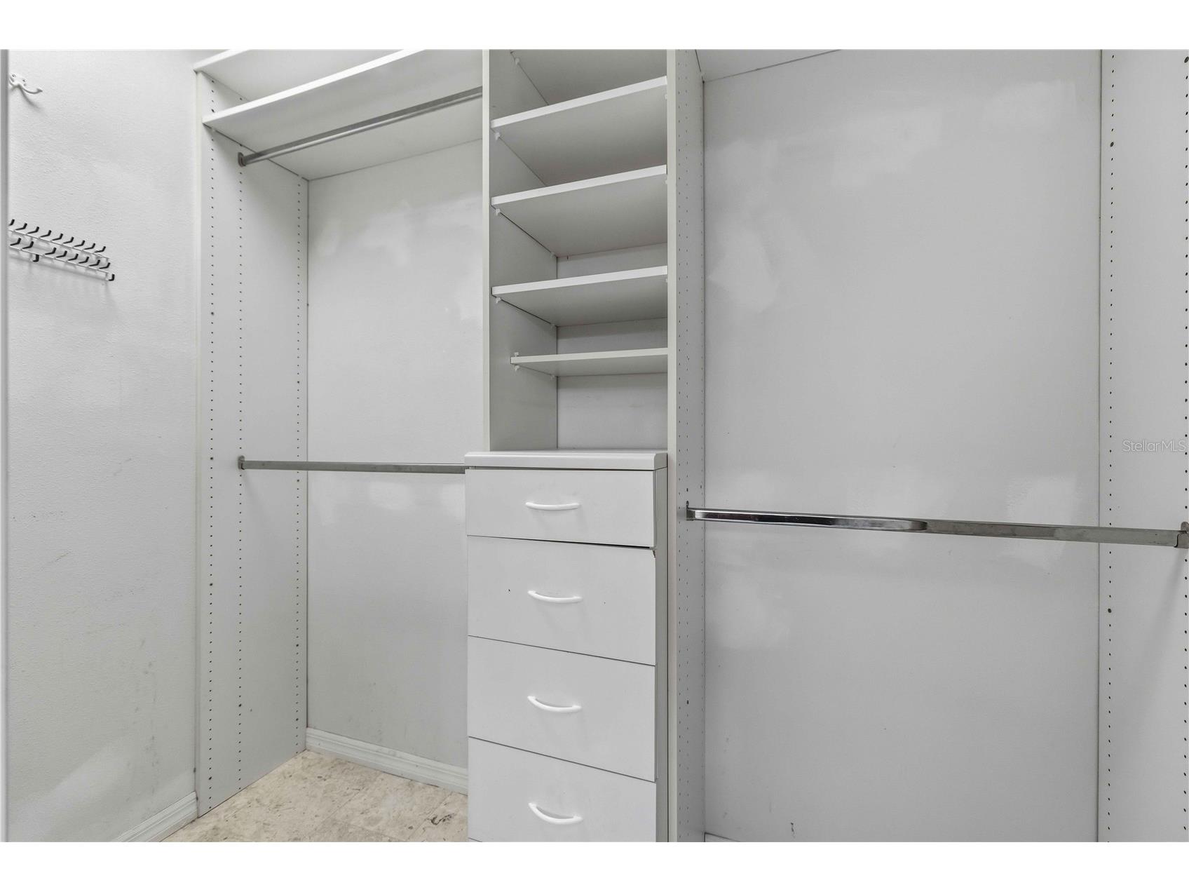 4021 Jardin Lane Sarasota FL 34238 A4689958 image11