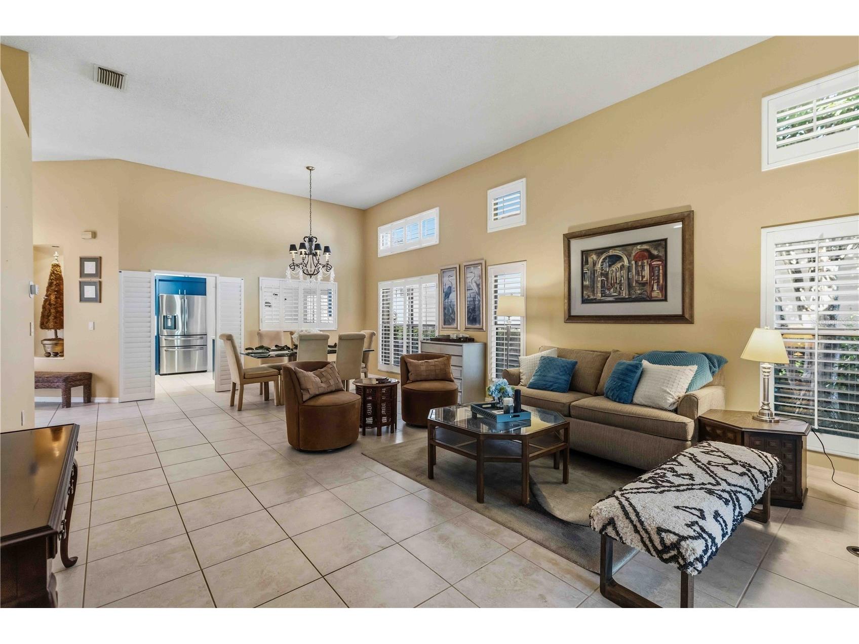4021 Jardin Lane Sarasota FL 34238 A4689958 image5