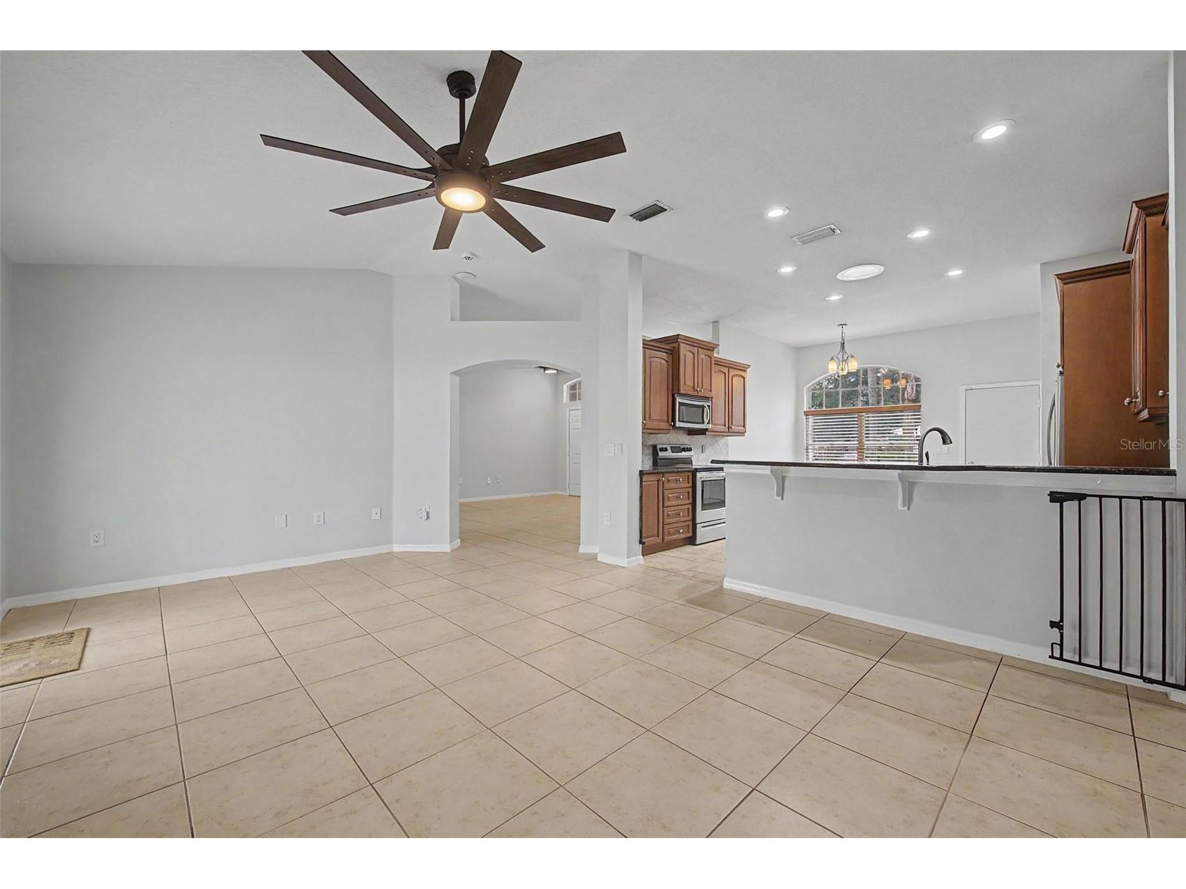 4021 Lithia Ridge Boulevard Valrico FL 33596 TB8514869 image11