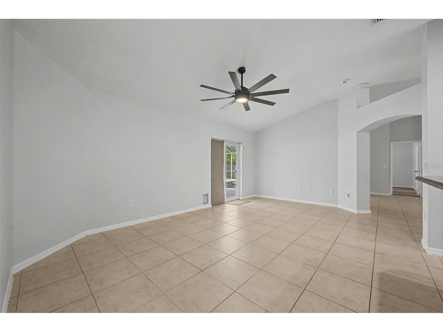 4021 Lithia Ridge Boulevard Valrico FL 33596 TB8514869 image12