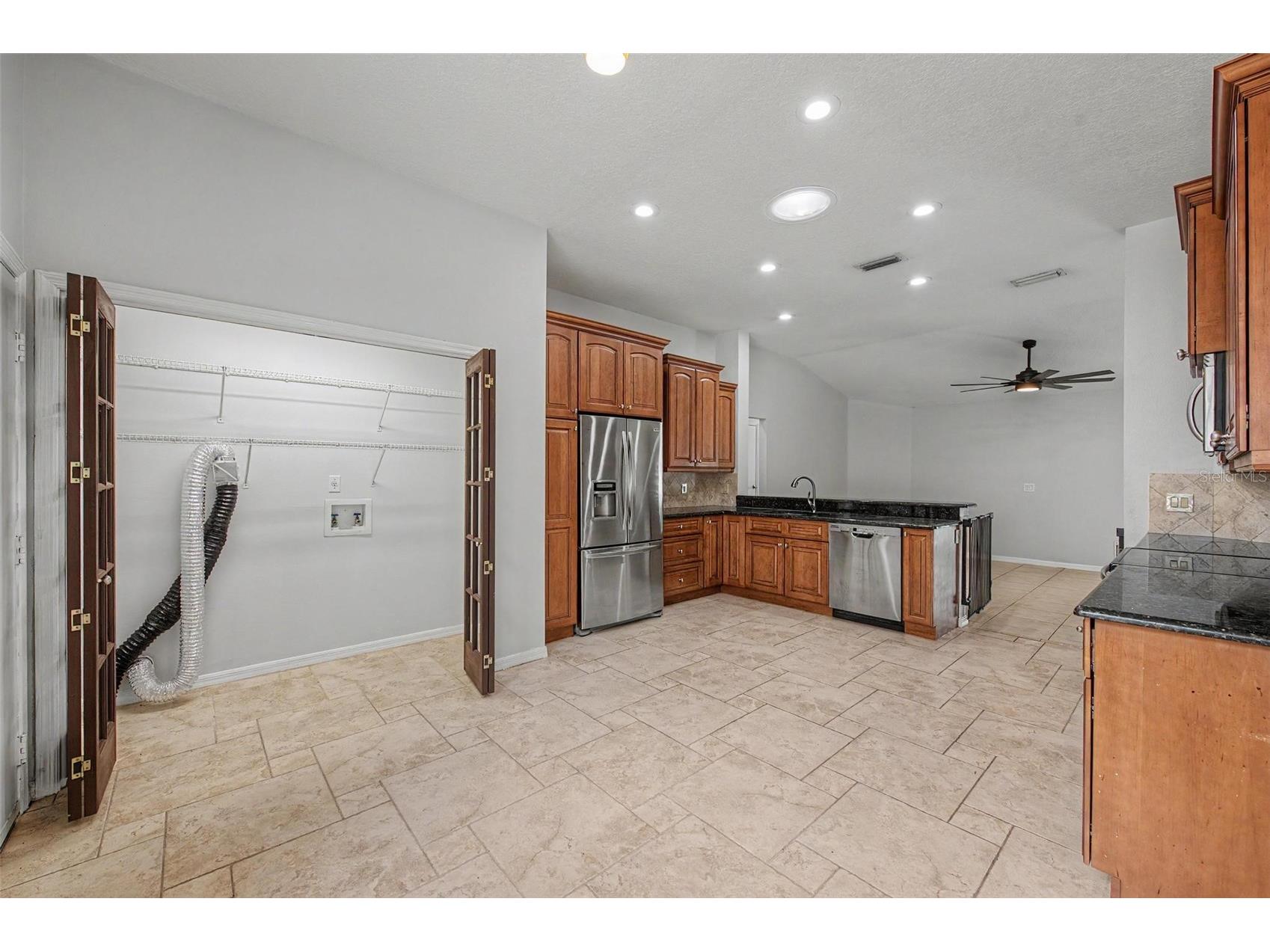 4021 Lithia Ridge Boulevard Valrico FL 33596 TB8514869 image16