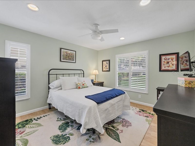 4021 Oakhurst Drive #3121 Sarasota FL 34233 A4677210 image18