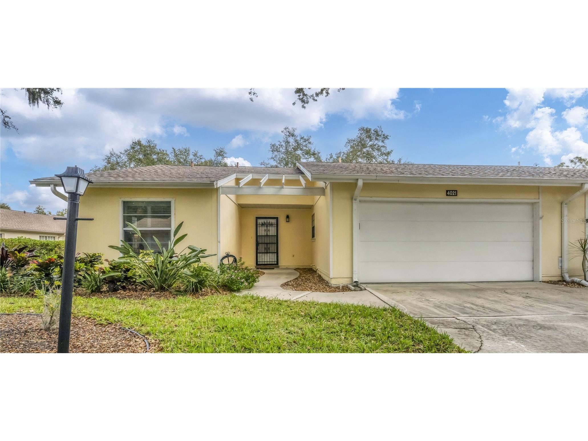 4021 Oakhurst Drive #3121 Sarasota FL 34233 A4677210 image2