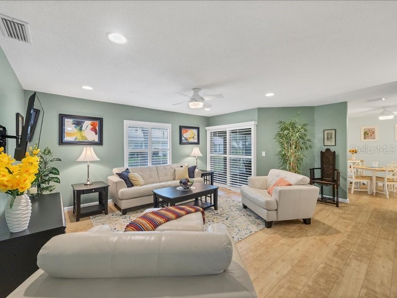 4021 Oakhurst Drive #3121 Sarasota FL 34233 A4677210 image5