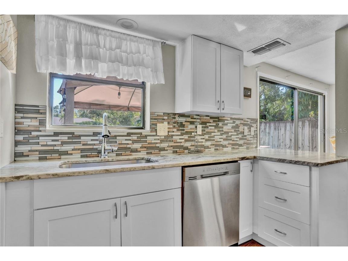 4021 Olive Avenue Sarasota FL 34231 A4670598 image16